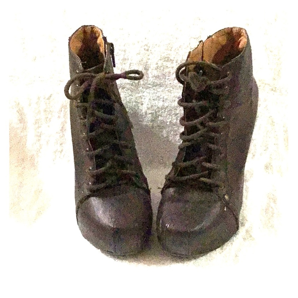 Brown ankle boots